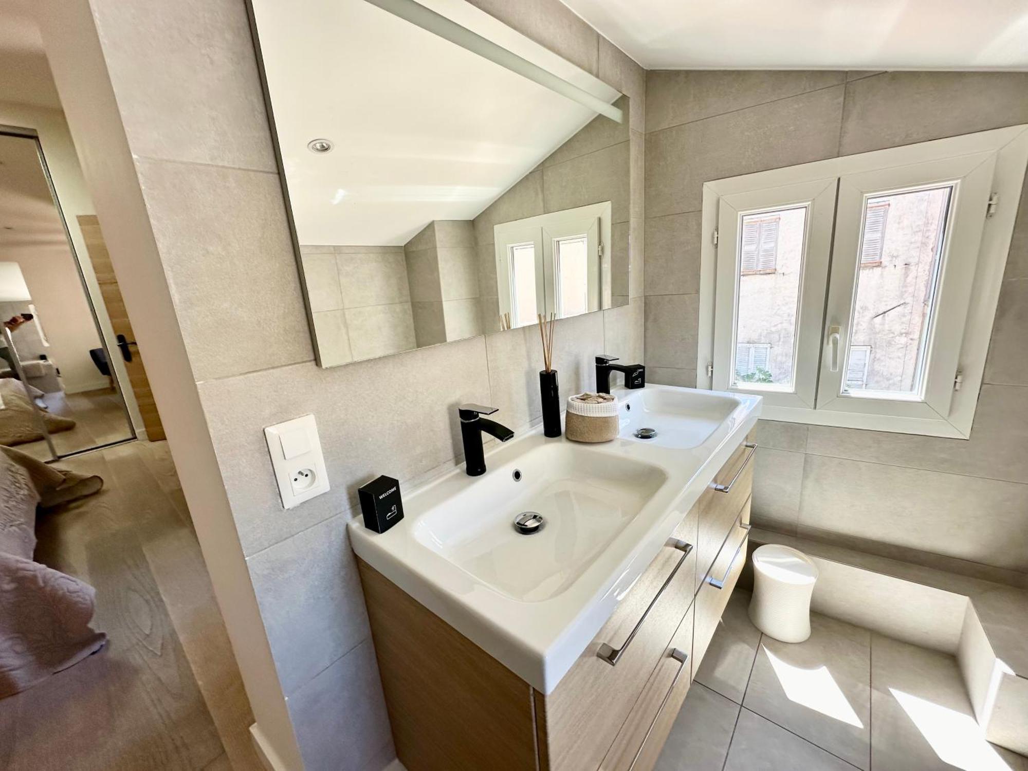 Gorgeous Brand New 2 Bedrooms Antibes Ngoại thất bức ảnh