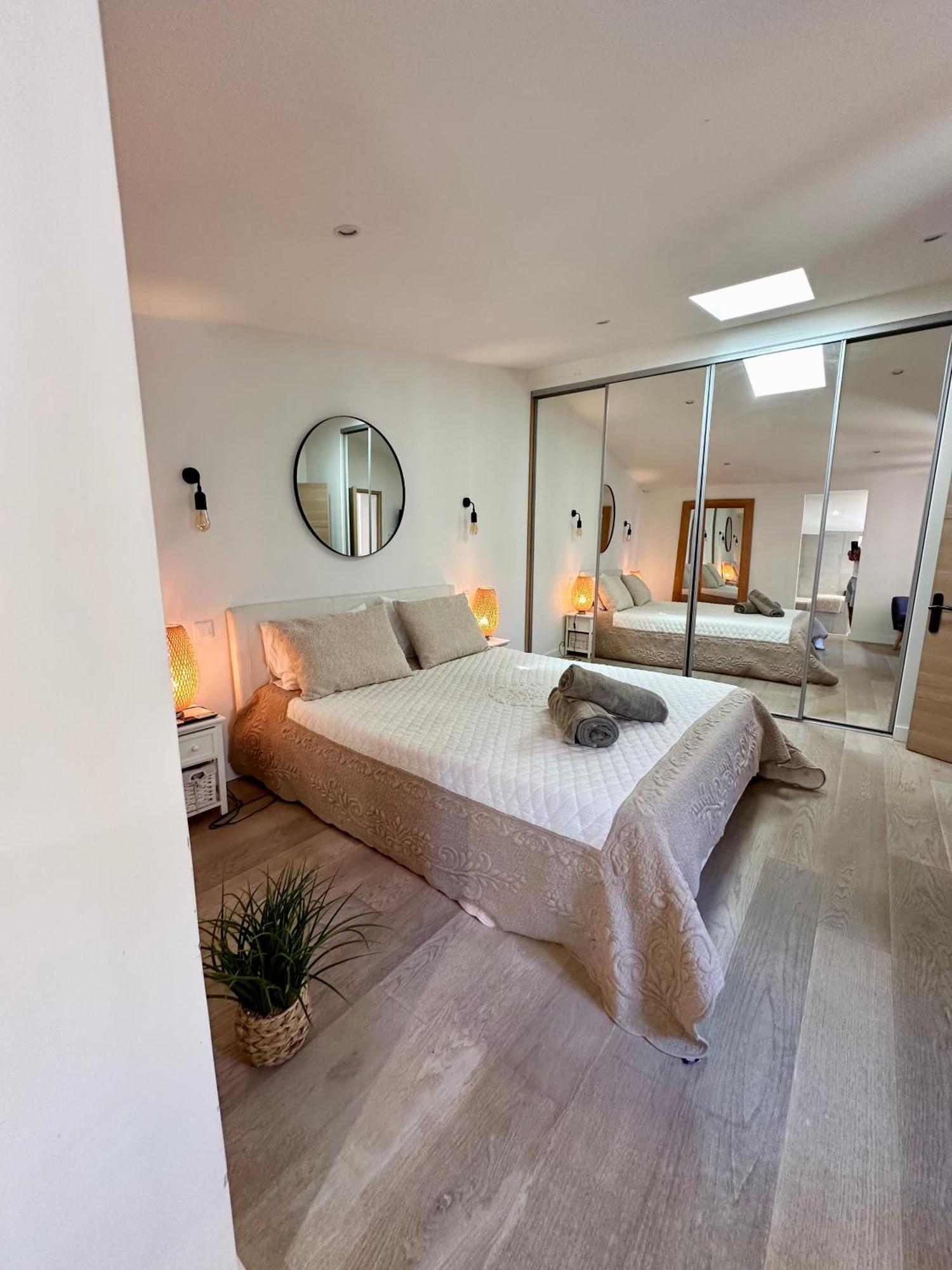 Gorgeous Brand New 2 Bedrooms Antibes Ngoại thất bức ảnh